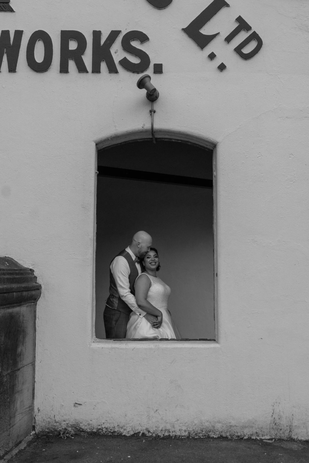 Relaxed Wedding Photographer